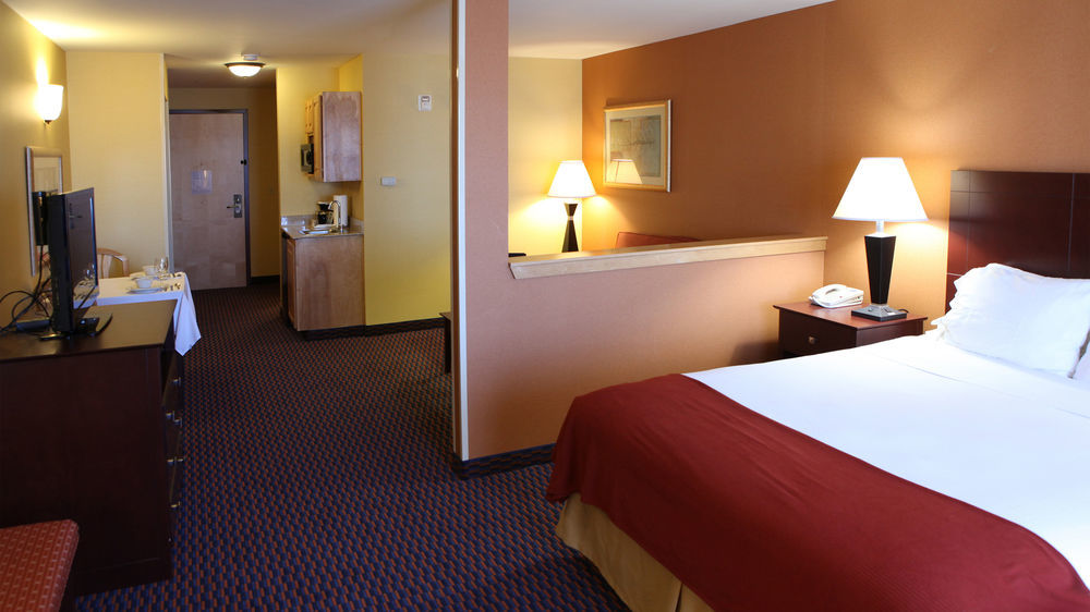 Holiday Inn Express Hotel & Suites Ричленд Номер фото